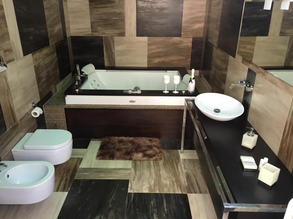 Donna Teresa Hotel Naples Luaran gambar