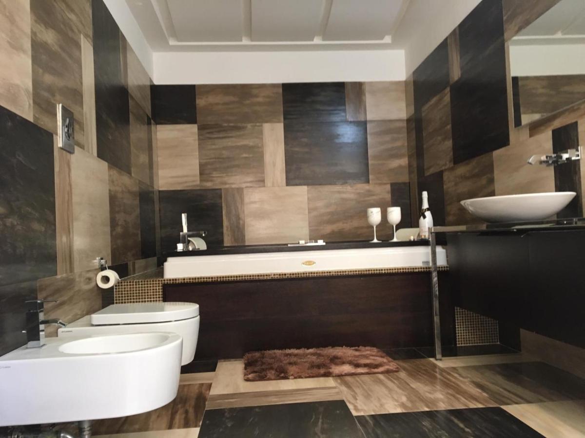 Donna Teresa Hotel Naples Luaran gambar