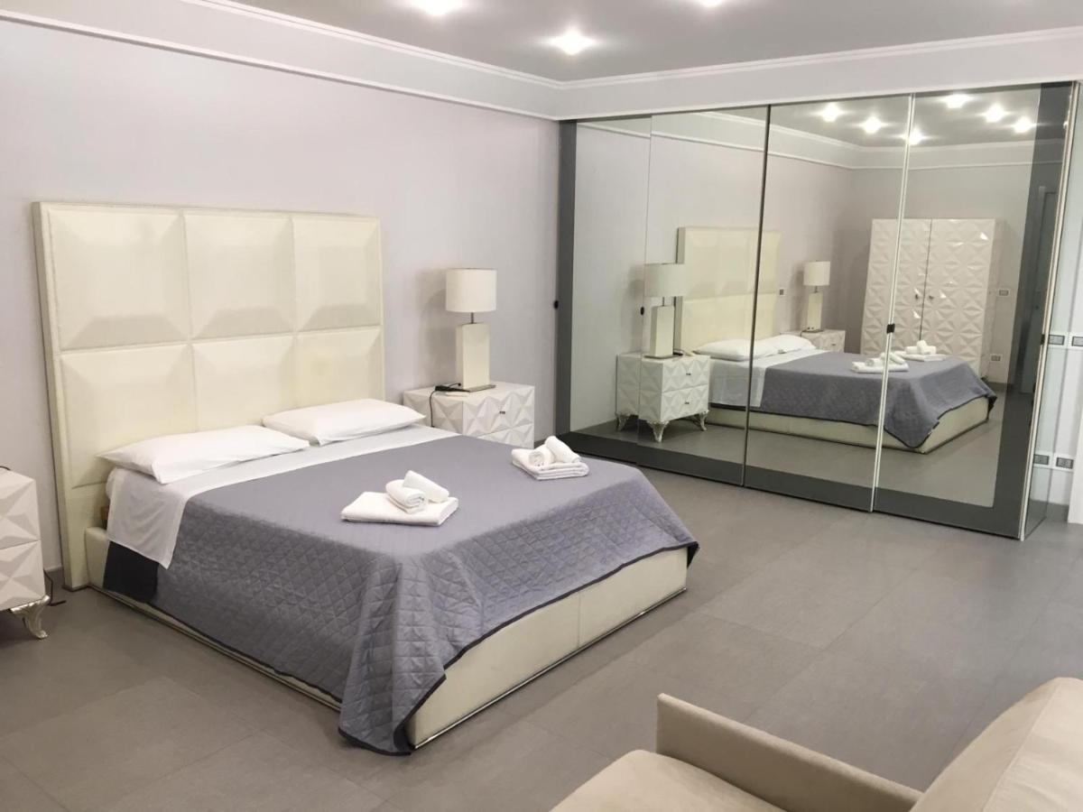 Donna Teresa Hotel Naples Luaran gambar