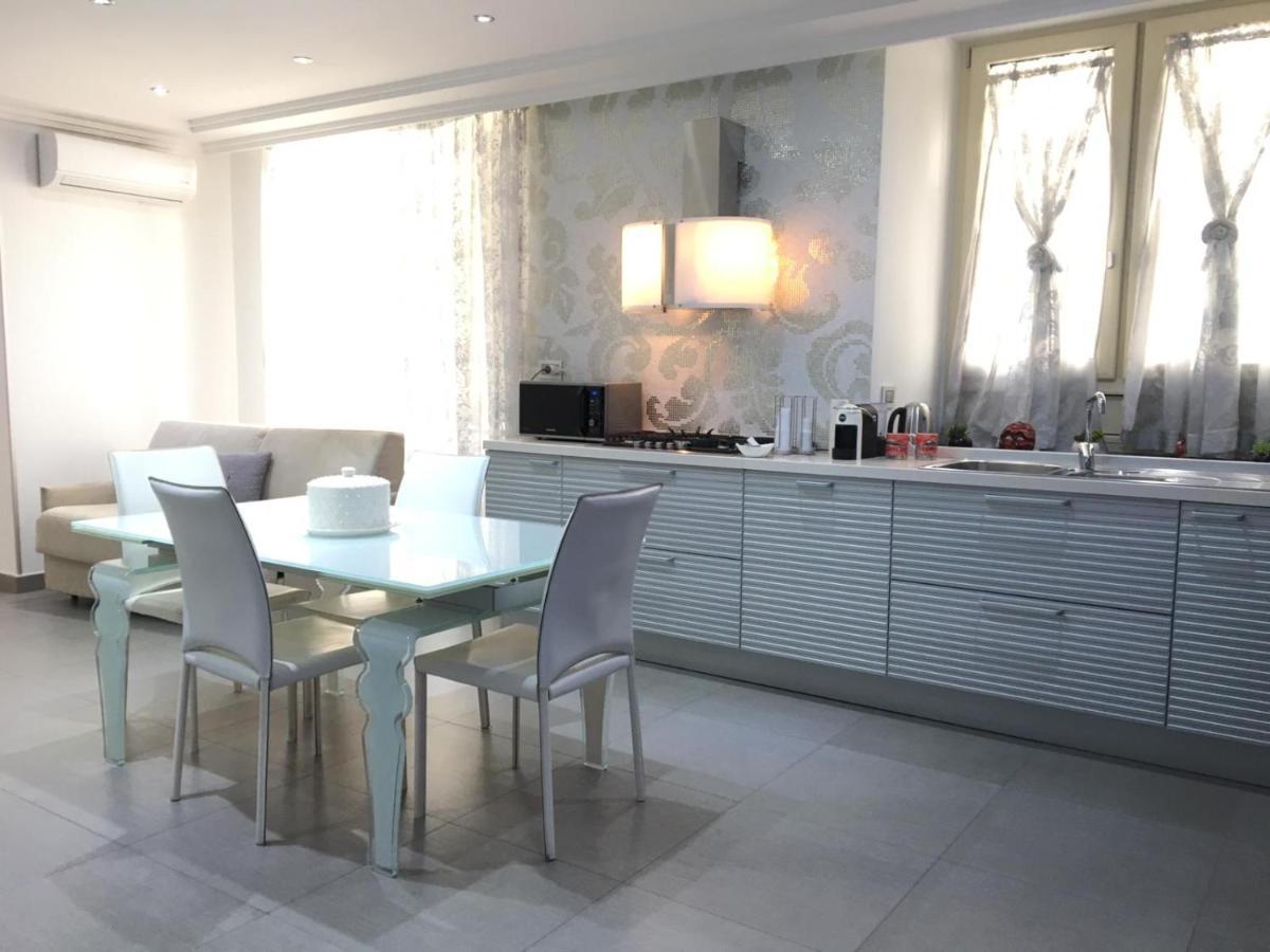 Donna Teresa Hotel Naples Luaran gambar