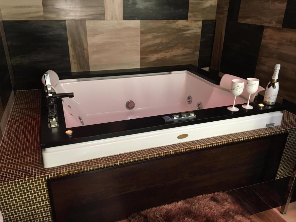 Donna Teresa Hotel Naples Luaran gambar